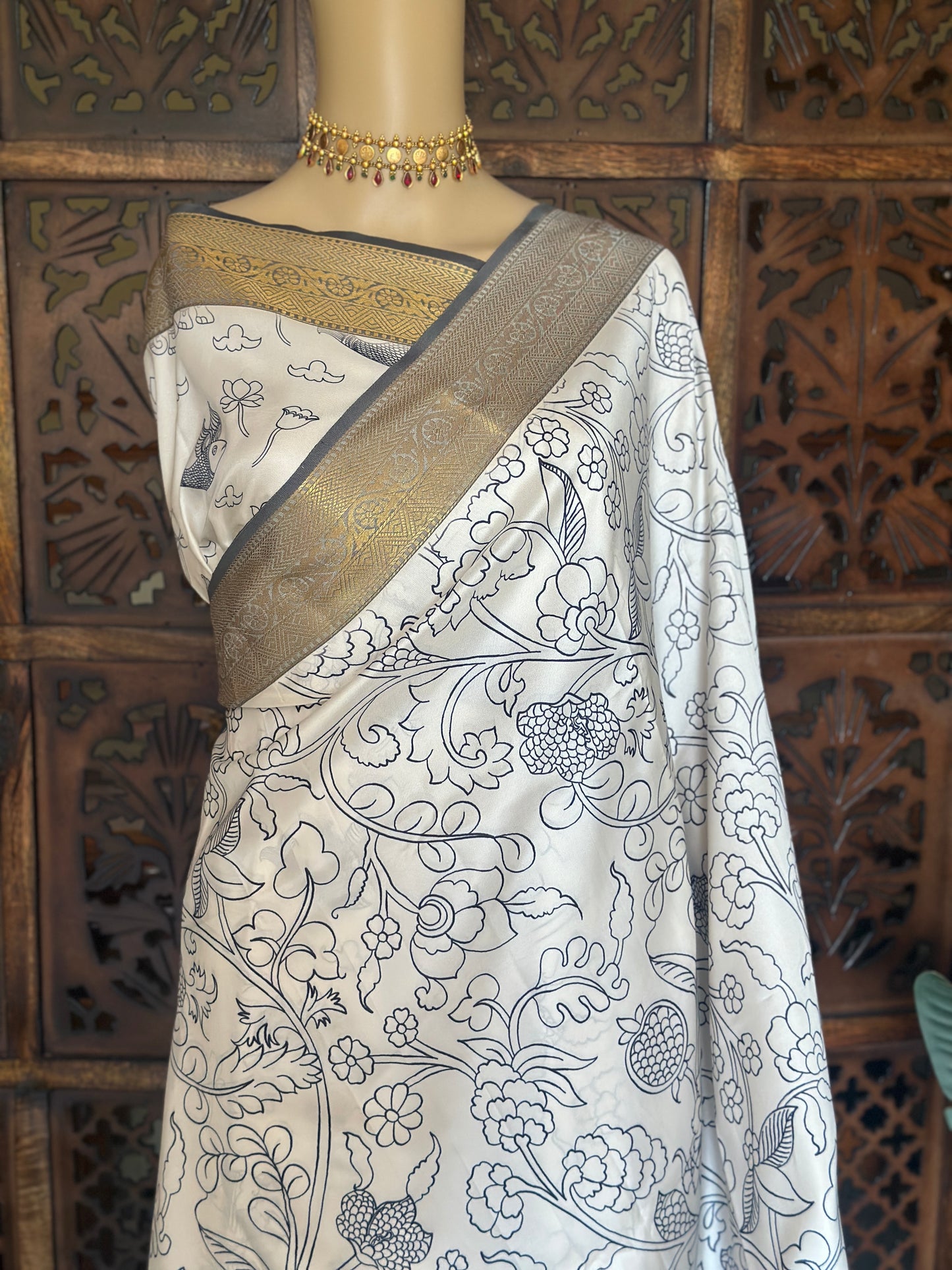 Outline Kalamkari Saree