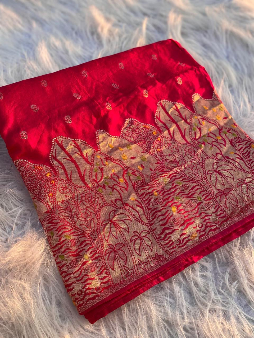 Vanam Dola Silk Saree