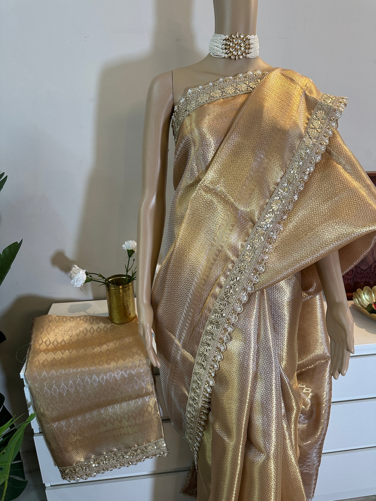Varnika Kanjivaram Tissue Saree