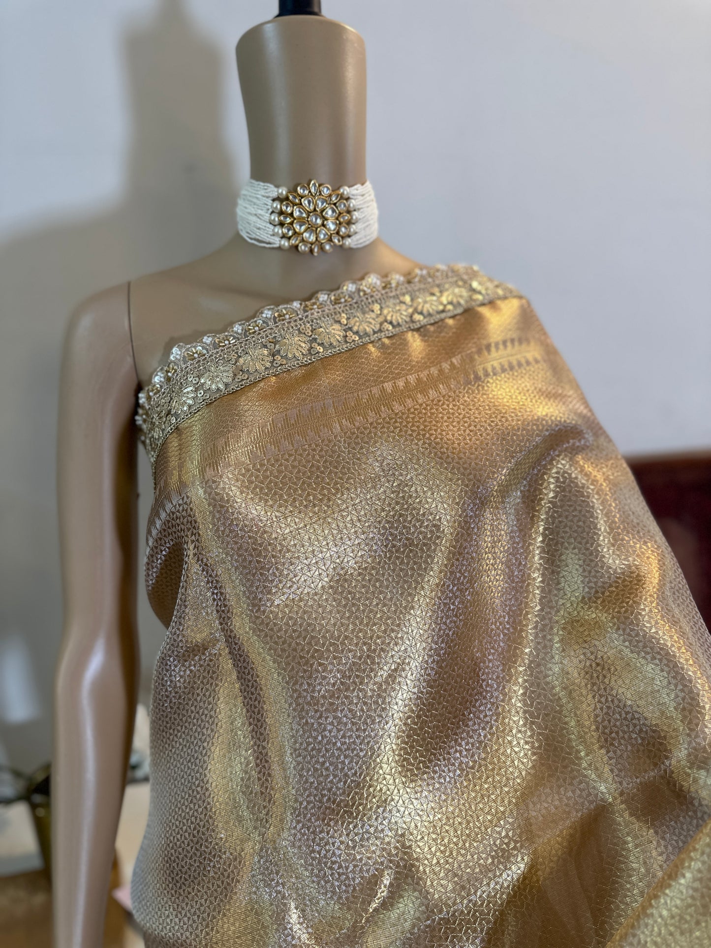 Varnika Kanjivaram Tissue Saree